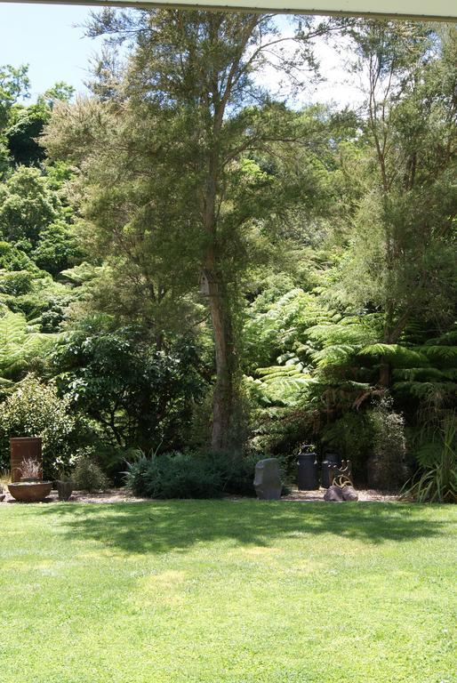Gully Retreat Karapiro Bed & Breakfast Cambridge Room photo
