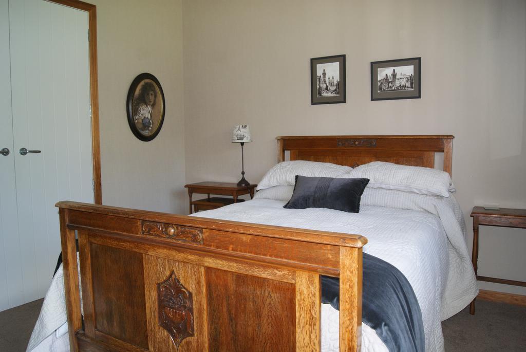 Gully Retreat Karapiro Bed & Breakfast Cambridge Room photo
